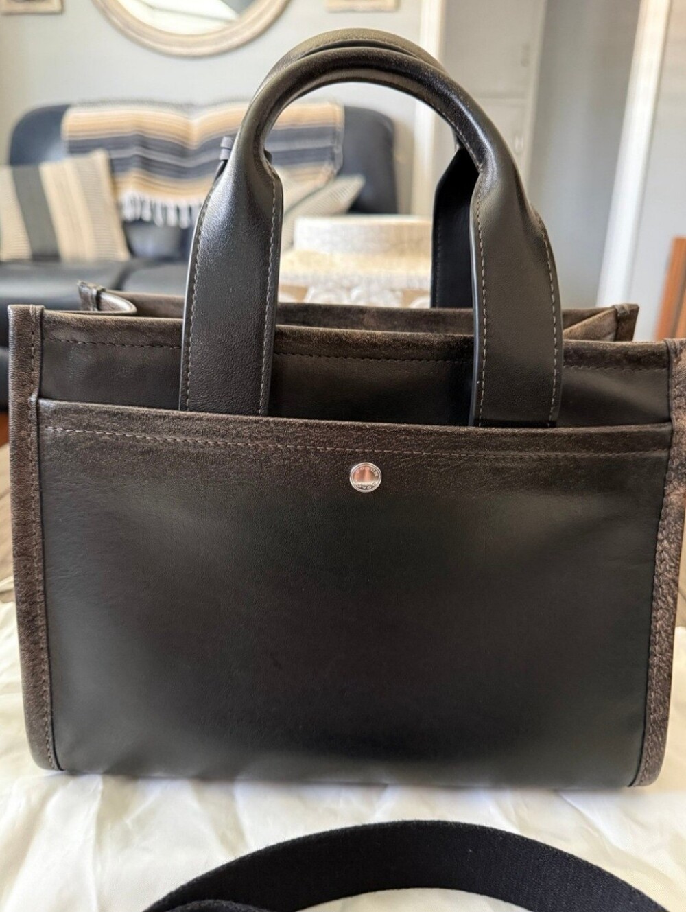 Coach New York Cargo Tote 26 Black Loved Leather - Picture 8 of 10